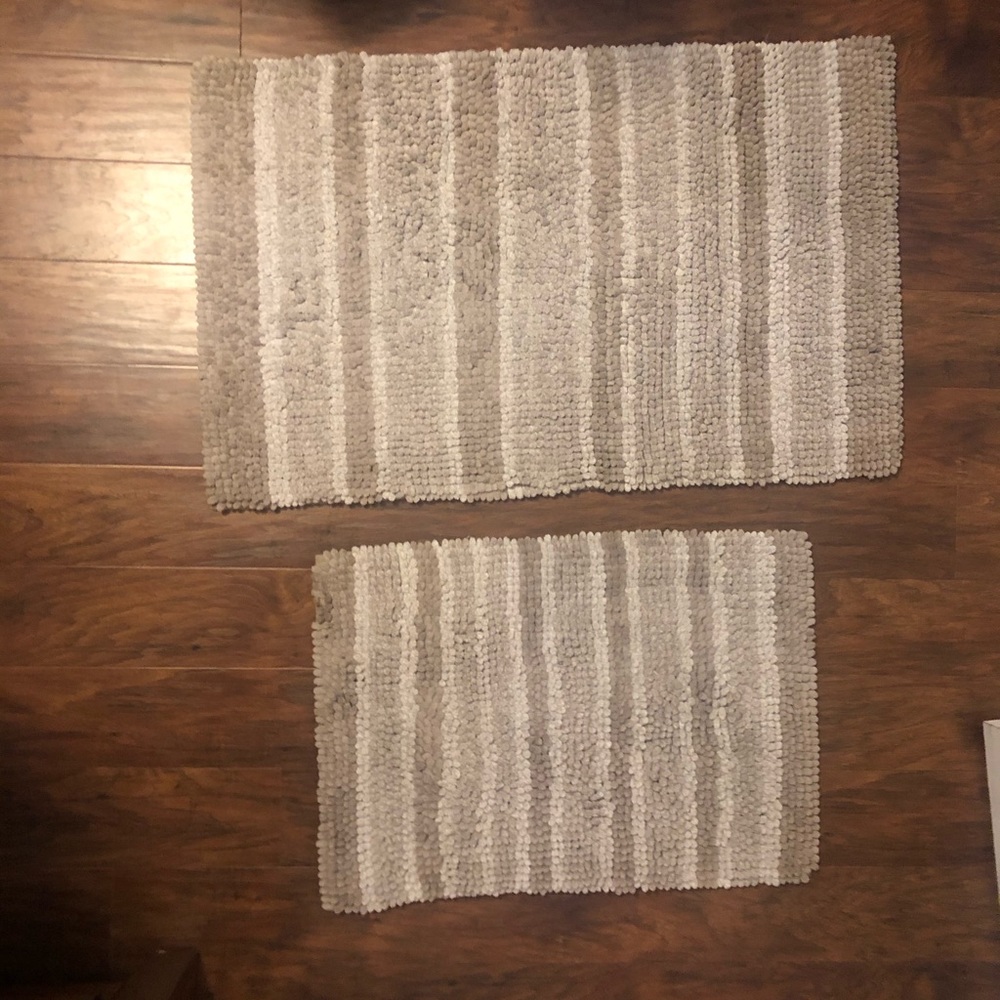 Bathroom Rugs